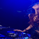 疯子摆摊卖...的音乐盒我的最爱